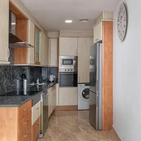 A 50m De La Playa Appartement *